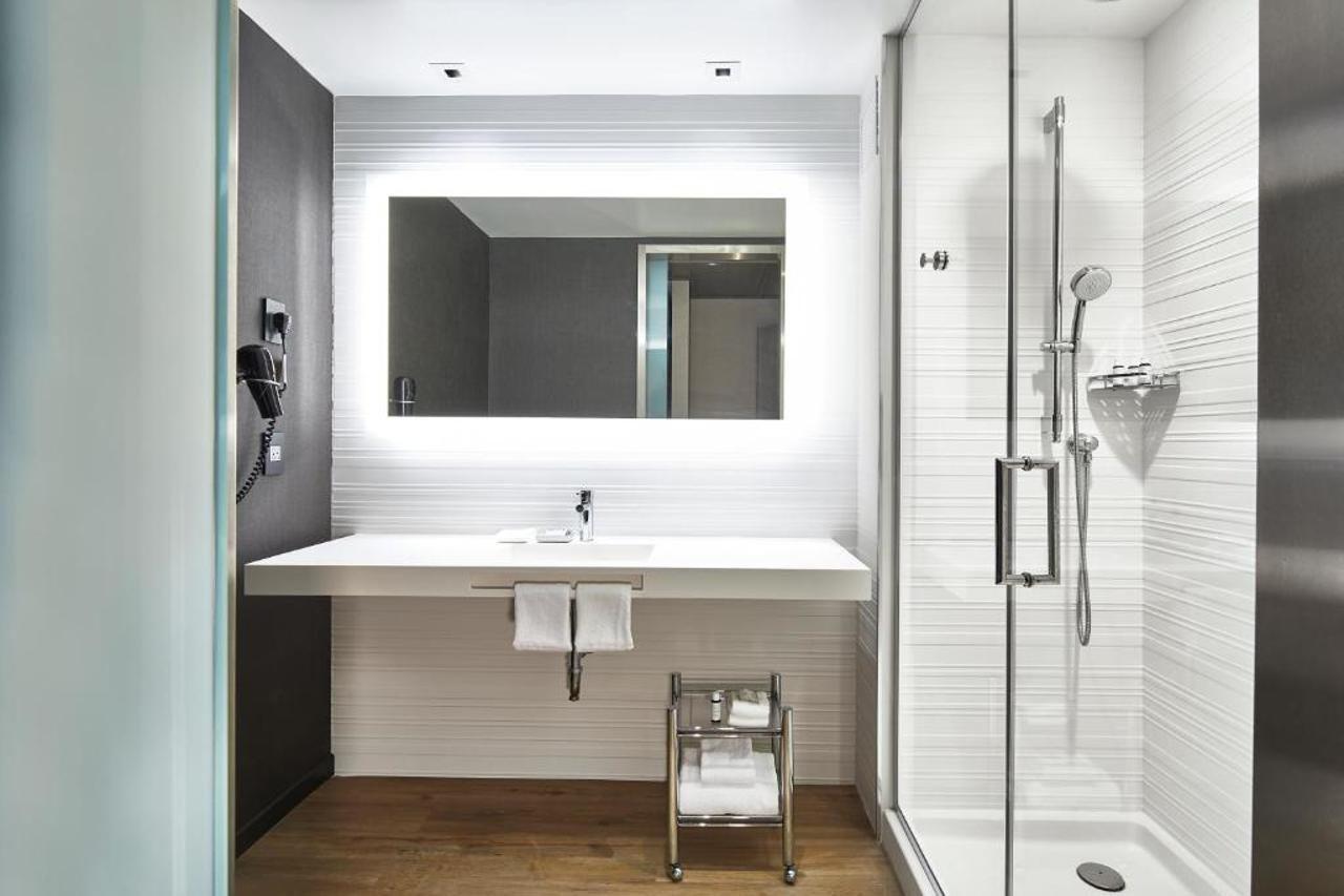 Ac Hotel By Marriott Cleveland Beachwood Bagian luar foto