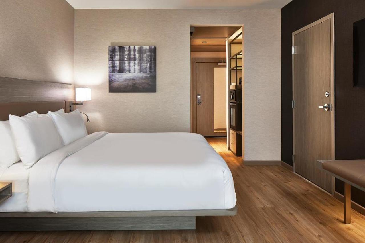 Ac Hotel By Marriott Cleveland Beachwood Bagian luar foto