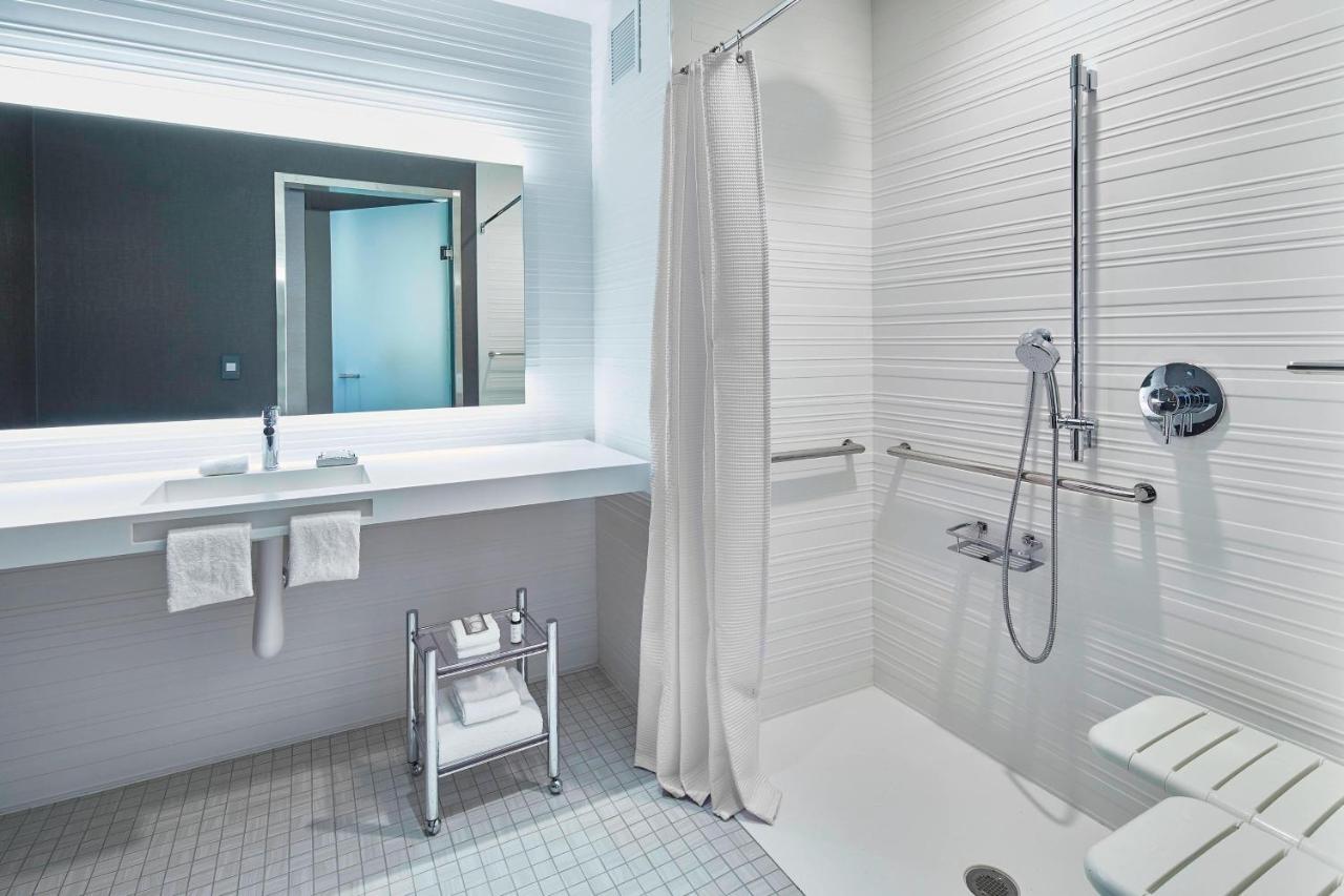 Ac Hotel By Marriott Cleveland Beachwood Bagian luar foto