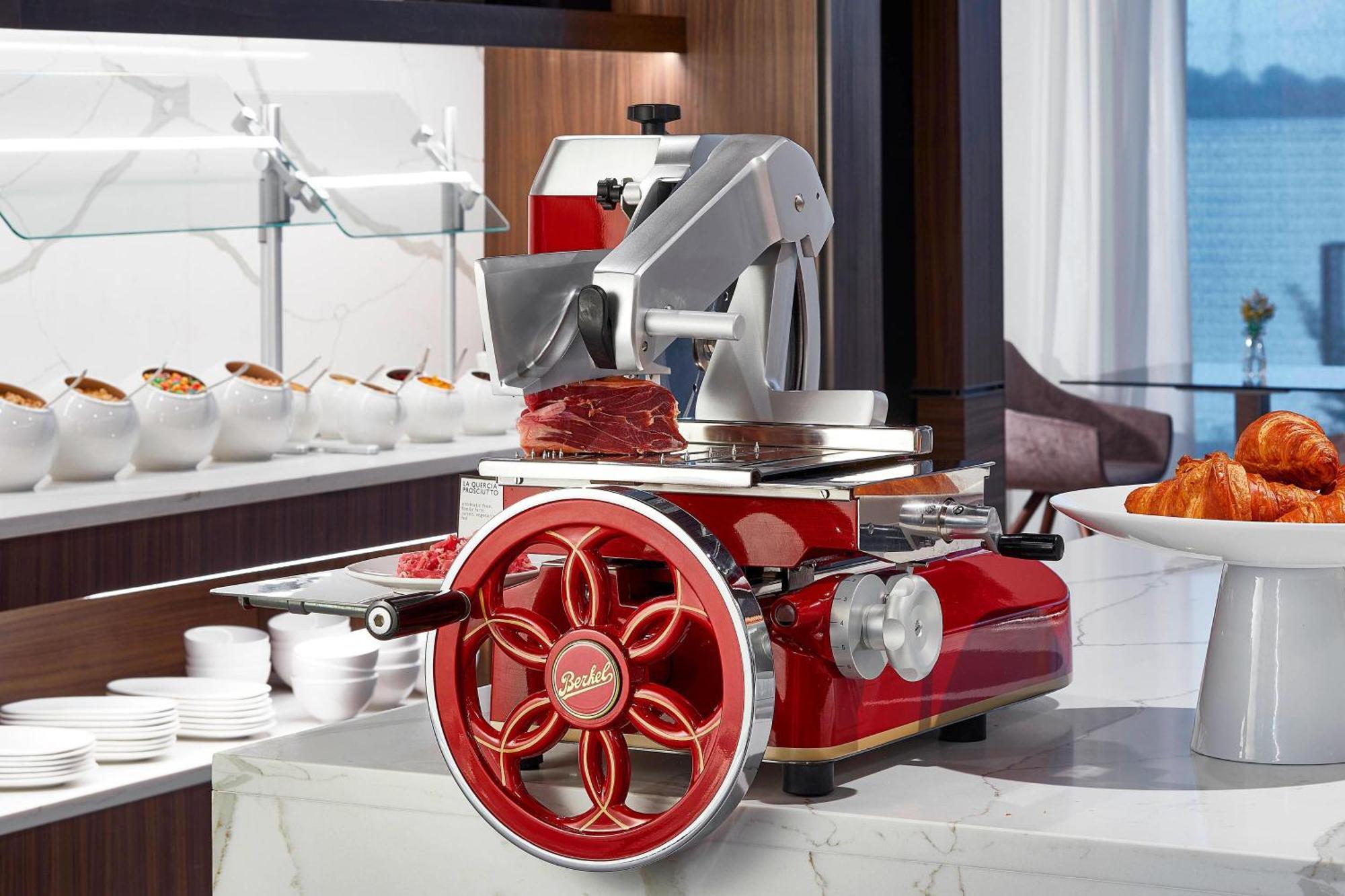 Ac Hotel By Marriott Cleveland Beachwood Bagian luar foto