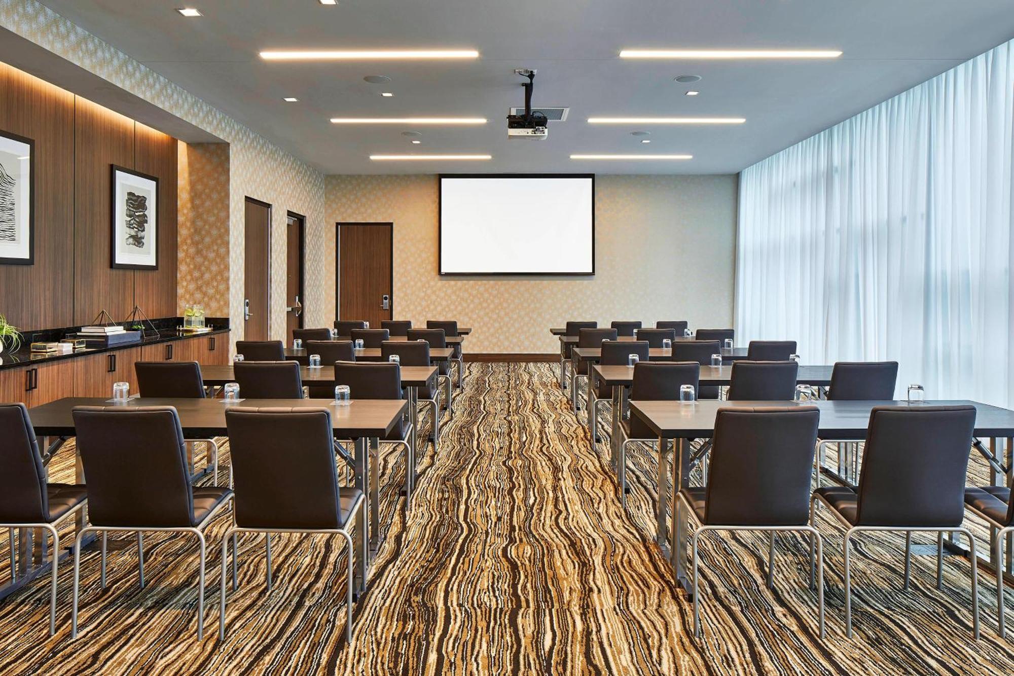 Ac Hotel By Marriott Cleveland Beachwood Bagian luar foto