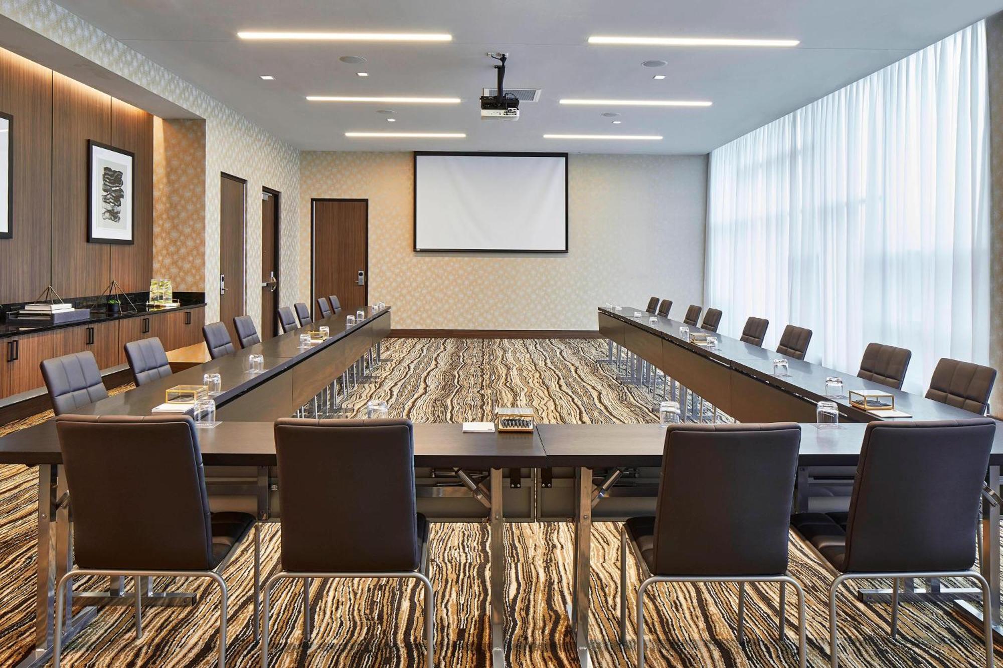 Ac Hotel By Marriott Cleveland Beachwood Bagian luar foto